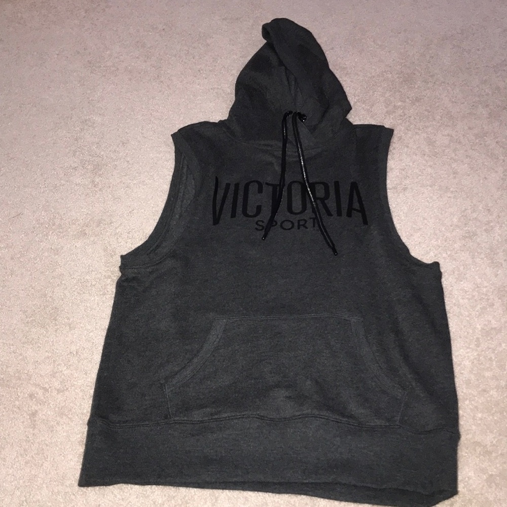 Black sleeveless drawstring hoody